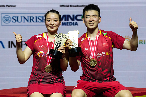 印尼队轻取丹麦队，马琳统治全场