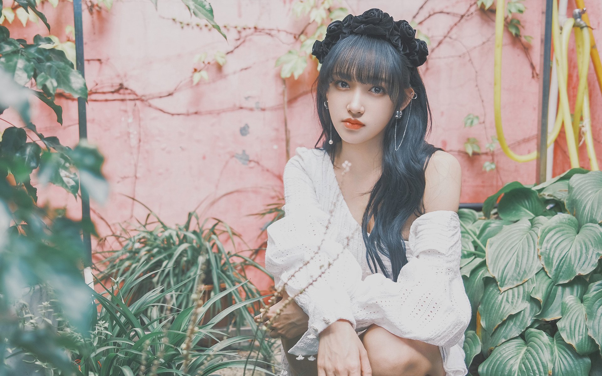 足球双城记，喀麦隆力压伊拉克，维尼修斯闪耀意甲焦点战