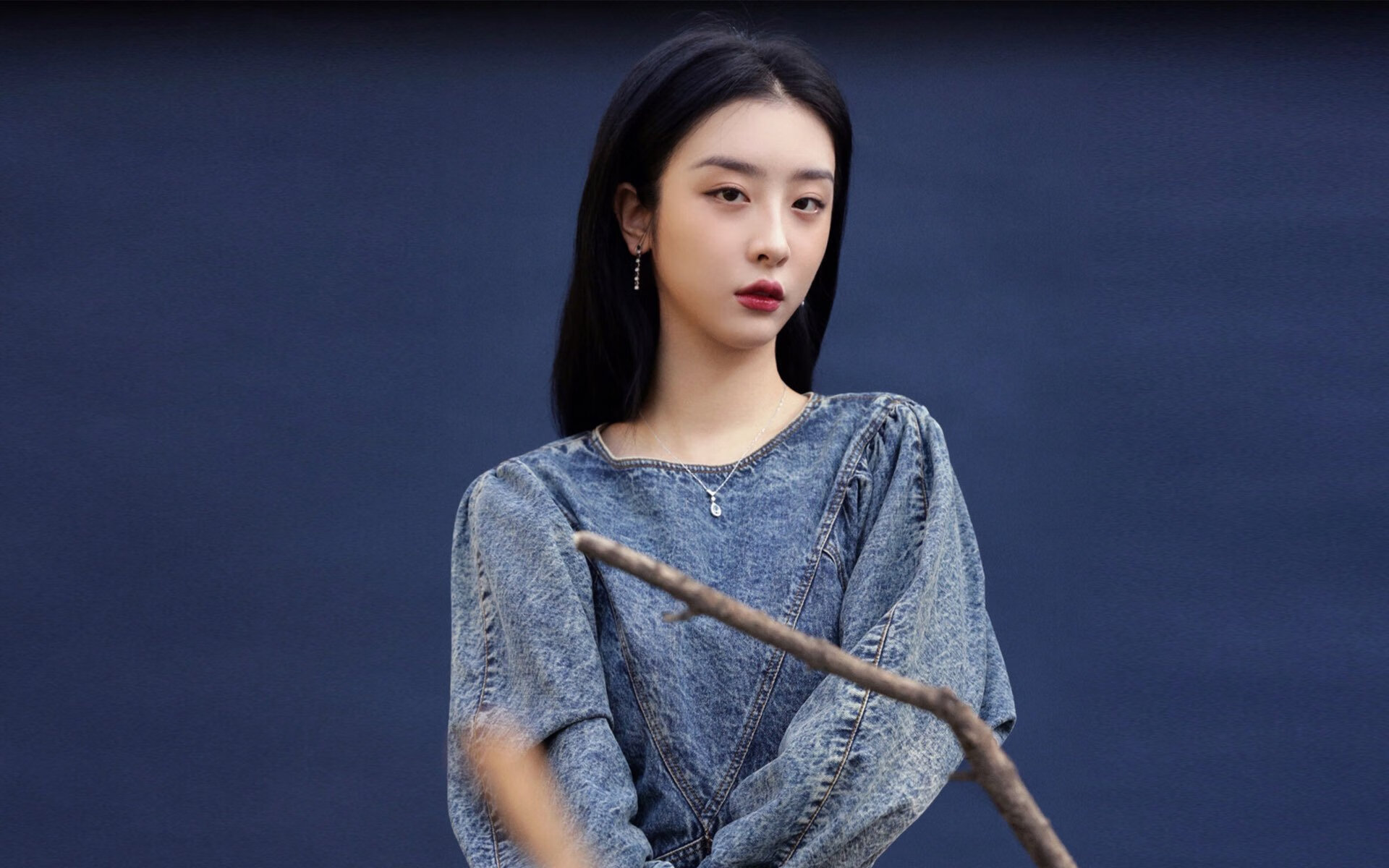 跨界风暴，玻利维亚足球奇迹震撼马竞，内马尔飙车F1揭幕战颠覆体育界